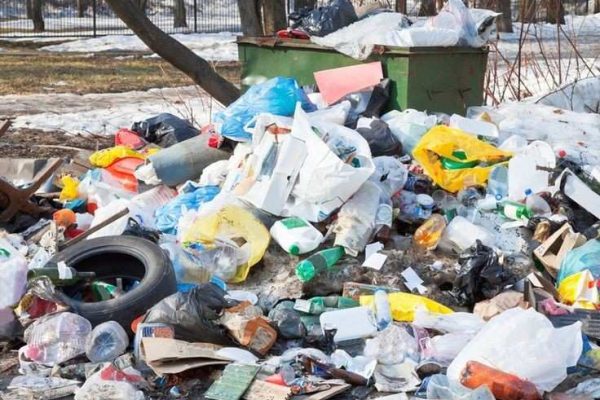pot tanaman plastik bekas