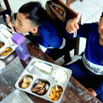 Monitoring Distribusi Makanan Balita Bergizi yang Cermat