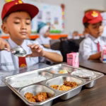 Evaluasi kepuasan penerima makanan
