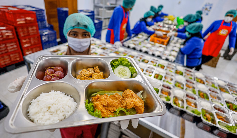 monitoring proses pengolahan makanan