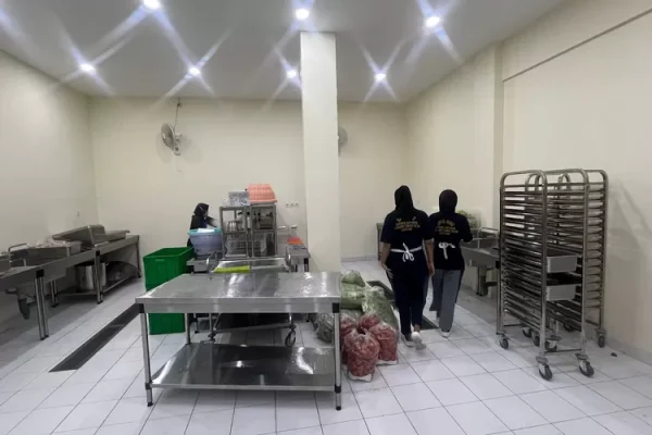 shift kerja dapur mbg