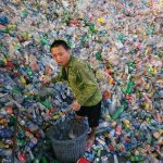 dampak plastik bagi lingkungan