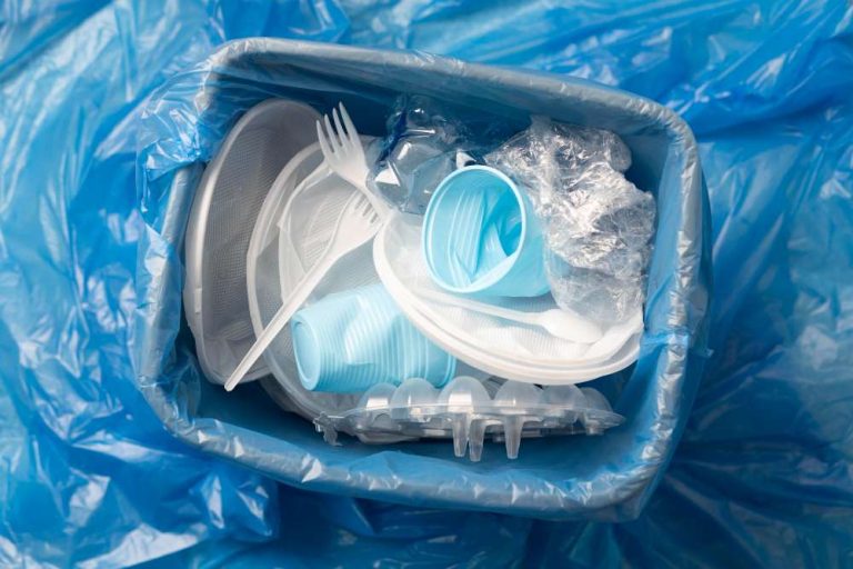 Cara Kerja Pencacah Limbah Plastik