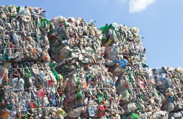 Alat Press Hidrolik untuk Plastik