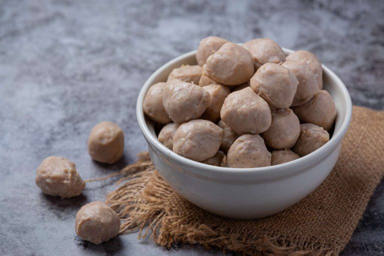 Cara Menggiling Daging Bakso agar Kenyal Alami